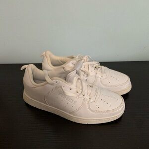 AND 1 White Low Sneakers size Boys 4